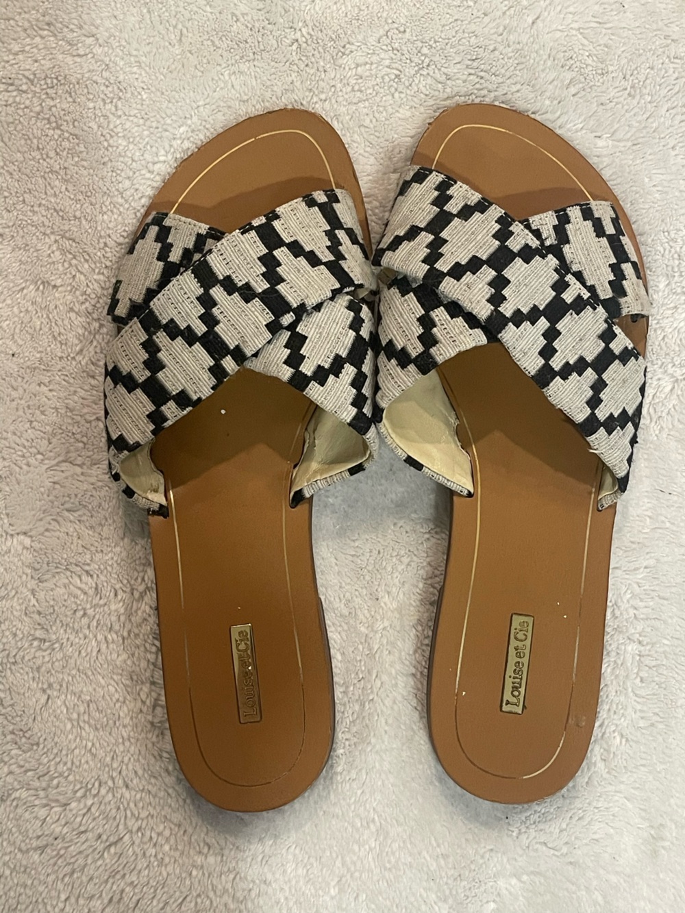 Louise et Cie Black & White Houndstooth Crisscross Slide Mules